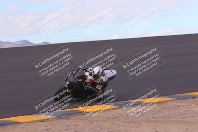 media/Sep-11-2022-SoCal Trackdays (Sun) [[81b7e951af]]/Bowl (820am)/